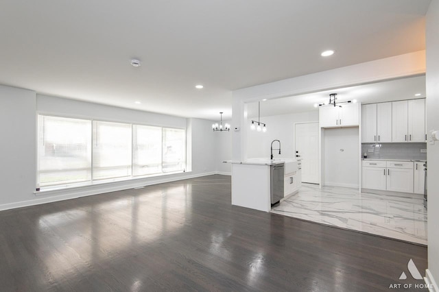 251 N Pleasant Dr, Glenwood, IL 60425 - details with a marble finish shower