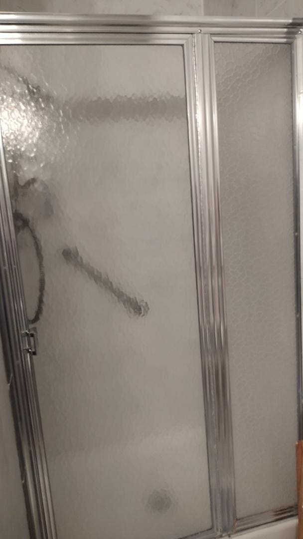 174 Grove Ave Unit B, Des Plaines, IL 60016 - full bath featuring a shower stall