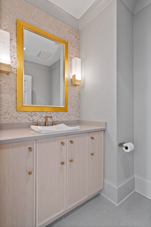 132 E Delaware Pl Unit 6205-07, Chicago, IL 60611 - bathroom featuring tile patterned floors, baseboards, and vanity