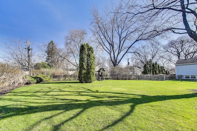 view of yard featuring fence