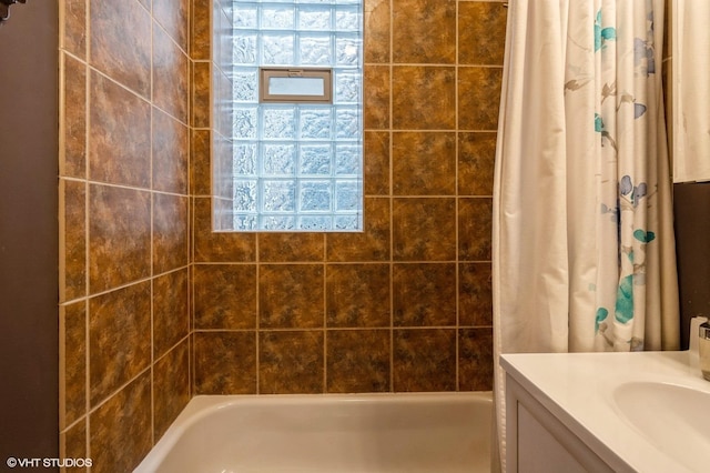 534 W Belmont Ave Unit 2S, Chicago, IL 60657 - full bathroom featuring vanity and shower / bath combination with curtain
