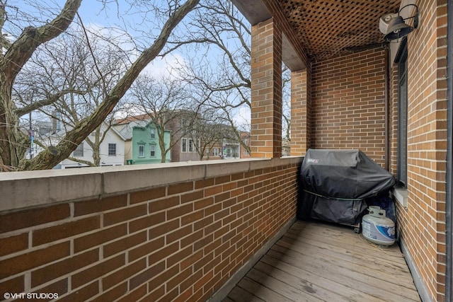 balcony with area for grilling