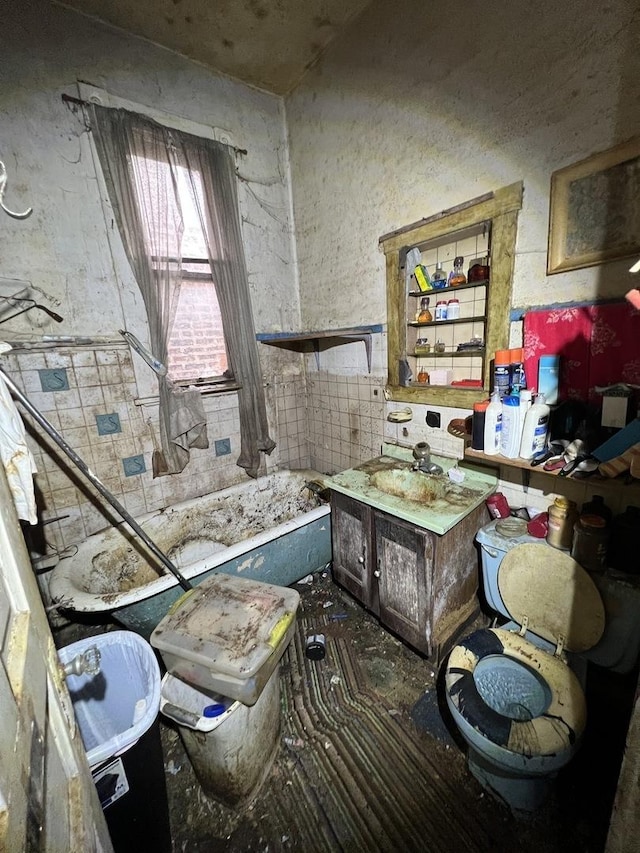 2342 S Trumbull Ave, Chicago, IL 60623 - misc room with a sink