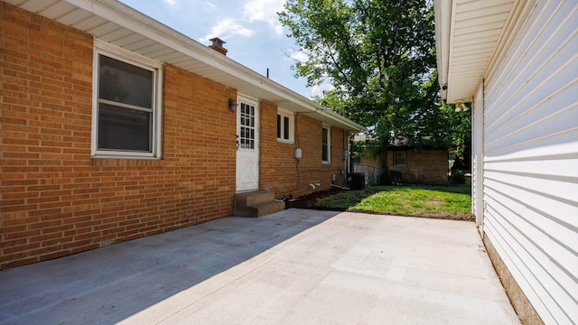 1201 S Mercer Ave, Bloomington, IL 61701 - view of patio / terrace with entry steps