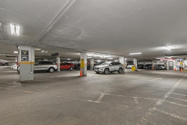 655 W Irving Park Rd Unit 4417, Chicago, IL 60613 - view of parking deck