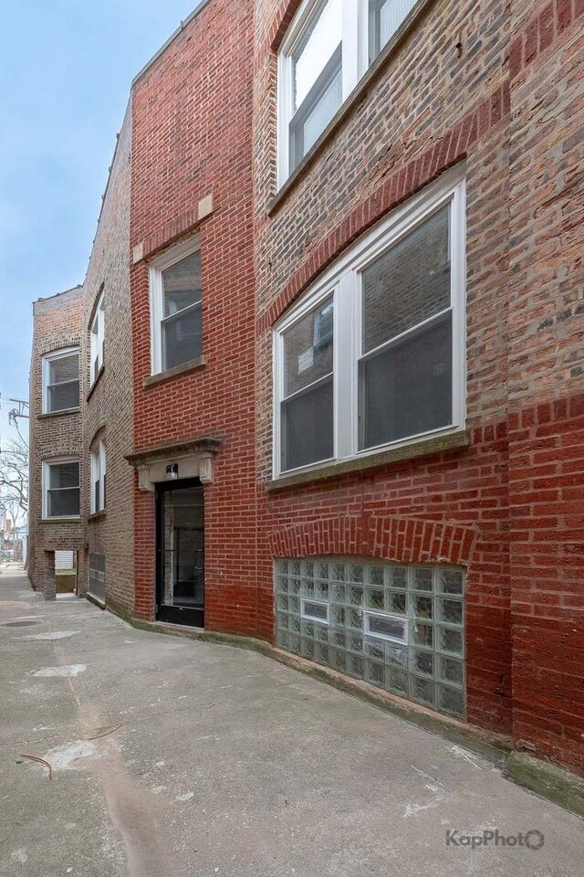 view of building exterior