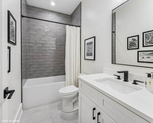 bathroom featuring tile patterned flooring, vanity, toilet, shower / bathtub combination with curtain, and recessed lighting