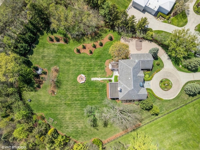 30 Rue Foret, Lake Forest, IL 60045 - aerial view