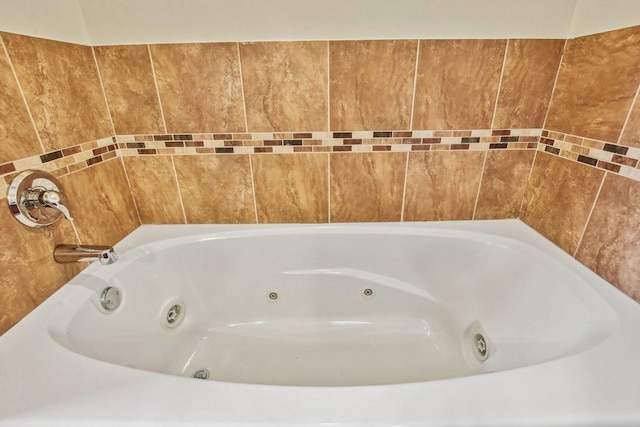 5652 W 63rd St Unit 3E, Chicago, IL 60638 - full bathroom with a jetted tub