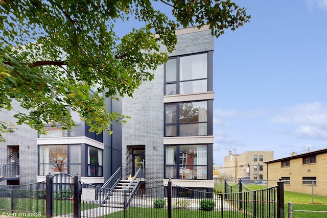 1350 N Claremont Ave Unit 2, Chicago, IL 60622 - view of front of property with brick siding