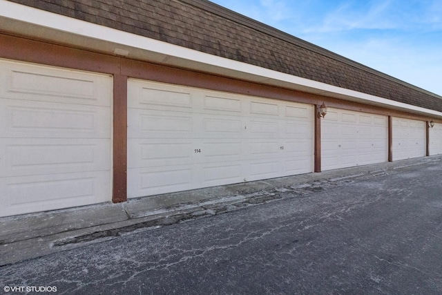 4250 Saratoga Ave Unit 301, Downers Grove, IL 60515 - view of garage