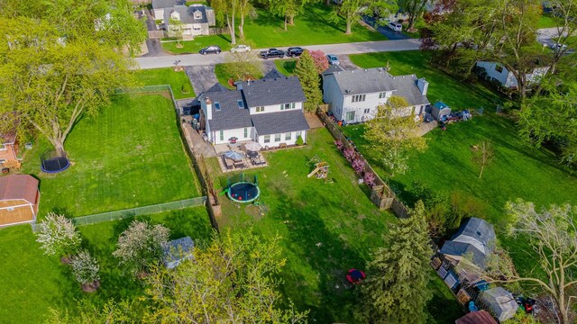 birds eye view of property featuring a residential view