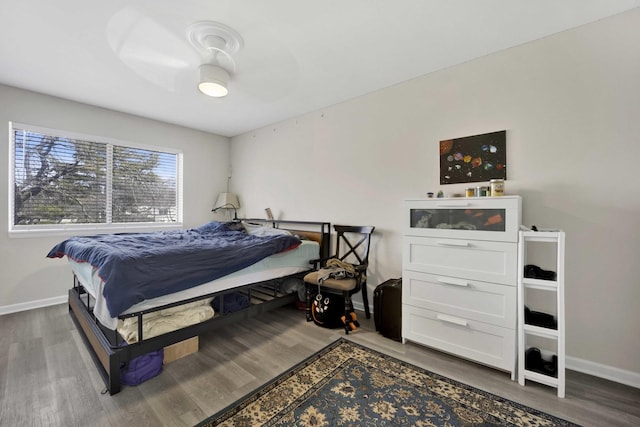 7333 Winthrop Way Unit 10, Downers Grove, IL 60516 - bedroom featuring wood finished floors and baseboards