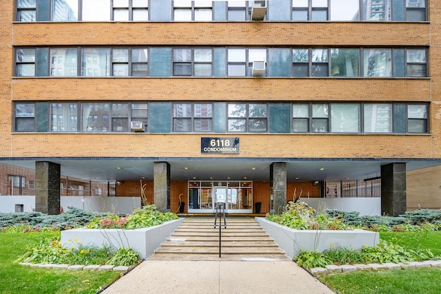 6118 N Sheridan Rd Unit 304, Chicago, IL 60660 - view of building exterior