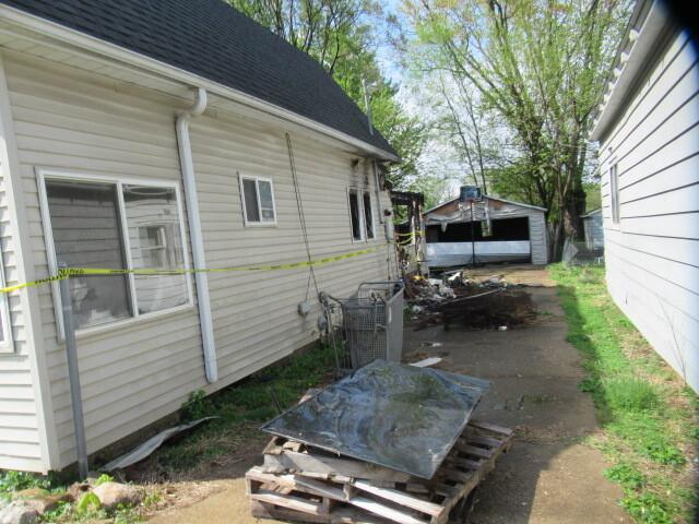 1503 Griggs St, Danville, IL 61832 - photo 5