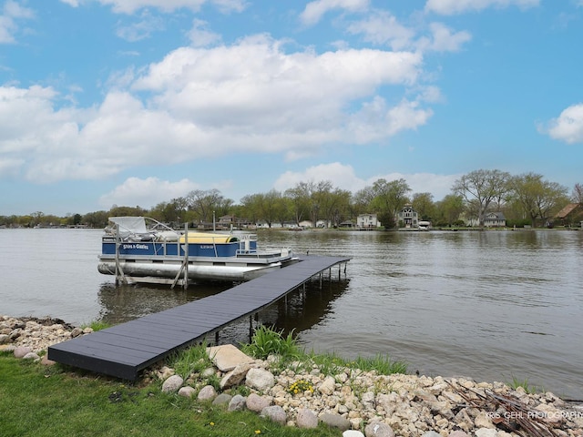 2601 N Villa Ln, Mchenry, IL 60051 - dock with a water view
