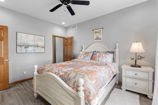 400 Rock Creek Dr, Manteno, IL 60950 - bedroom featuring a ceiling fan, visible vents, baseboards, light wood finished floors, and recessed lighting