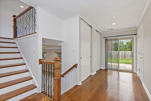 705 Old Mill Grove Rd, Lake Zurich, IL 60047 - entryway featuring baseboards, recessed lighting, and wood finished floors