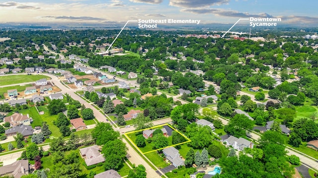 726 Parkside Dr, Sycamore, IL 60178 - aerial perspective of suburban area with property boundaries highlighted