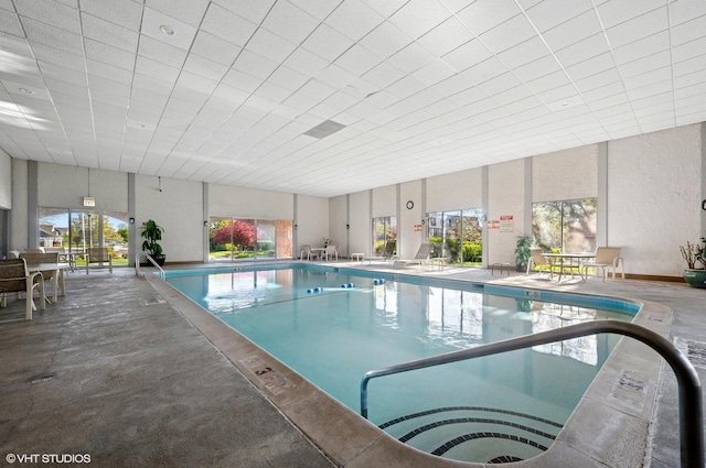 4000 Dundee Rd Unit 202C, Northbrook, IL 60062 - view of indoor community pool