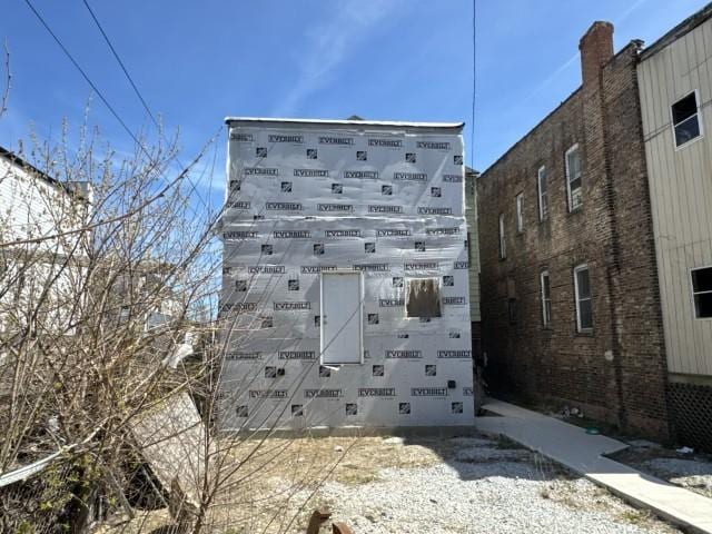 view of property exterior