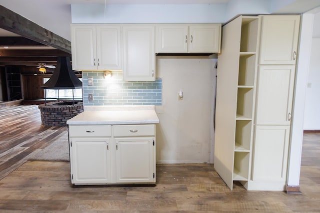 2214 N Bur Oak Ct, Bonfield, IL 60913 - kitchen with decorative backsplash, a ceiling fan, wood finished floors, light countertops, and white cabinets