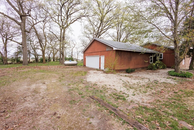 2214 N Bur Oak Ct, Bonfield, IL 60913 - view of garage