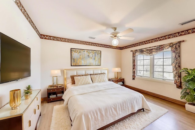 2125 Harrow Gate Dr, Inverness, IL 60010 - bedroom featuring baseboards, visible vents, and light wood-type flooring
