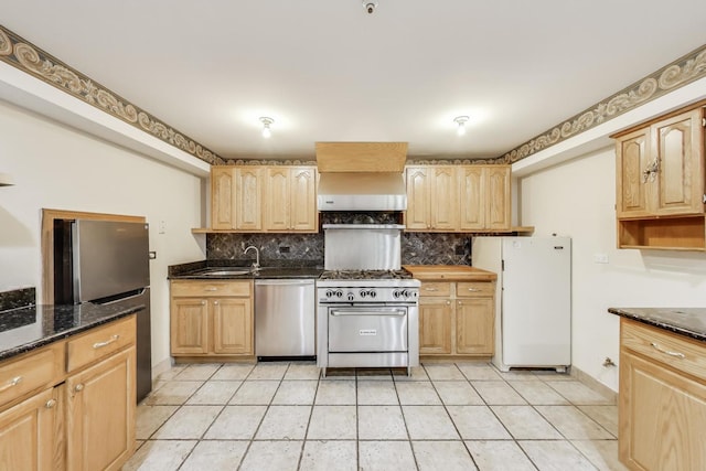 2125 Harrow Gate Dr, Inverness, IL 60010 - kitchen with backsplash, stainless steel appliances, wall chimney range hood, and light brown cabinets