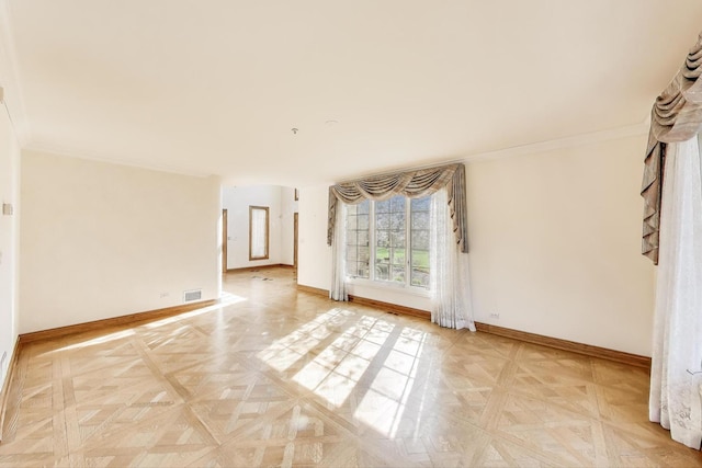 2125 Harrow Gate Dr, Inverness, IL 60010 - empty room featuring crown molding, baseboards, and visible vents