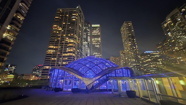 400 E Randolph St Unit 921, Chicago, IL 60601 - exterior space with a view of city lights