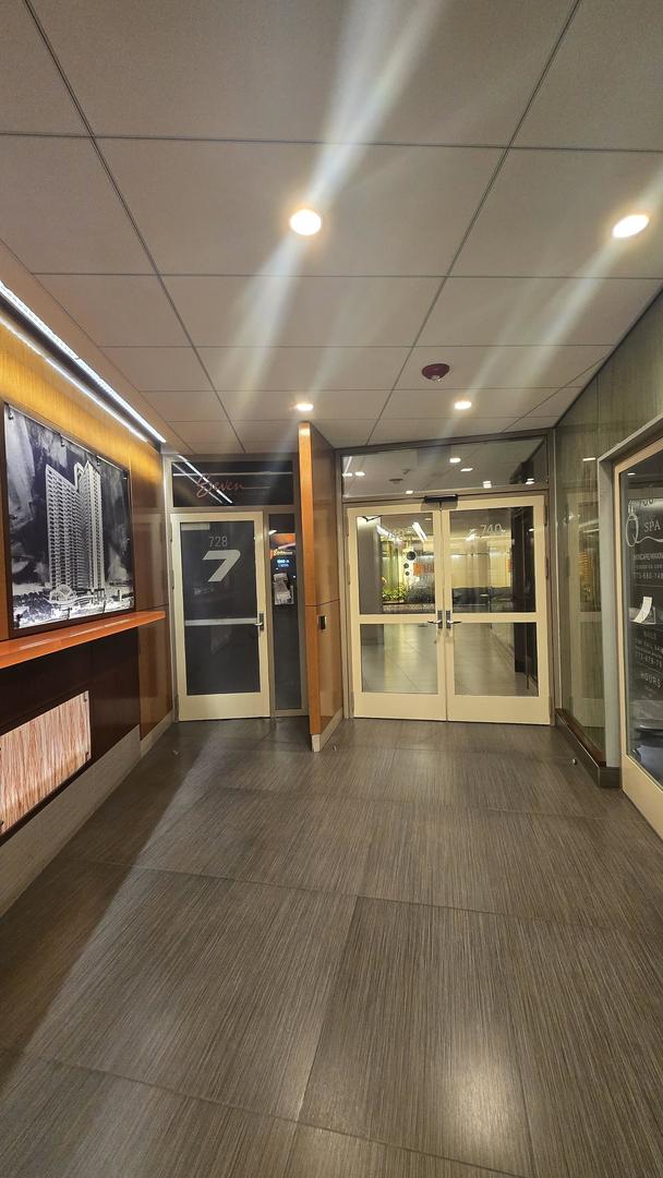 400 E Randolph St Unit 921, Chicago, IL 60601 - view of building lobby