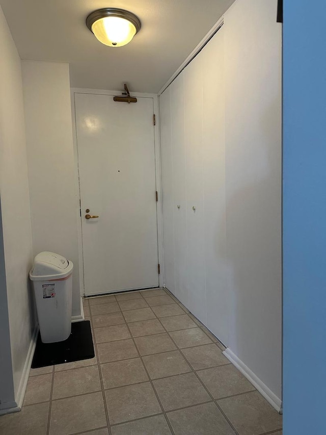 400 E Randolph St Unit 921, Chicago, IL 60601 - hallway with light tile patterned flooring