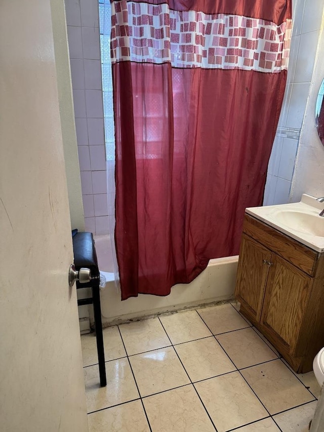 7328 S May St, Chicago, IL 60621 - bathroom with shower / bath combo with shower curtain, toilet, tile patterned flooring, and vanity