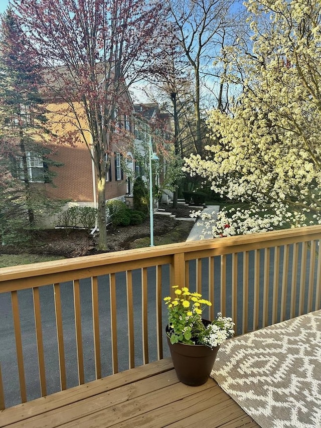 168 Willow Blvd, Willow Springs, IL 60480 - view of wooden terrace