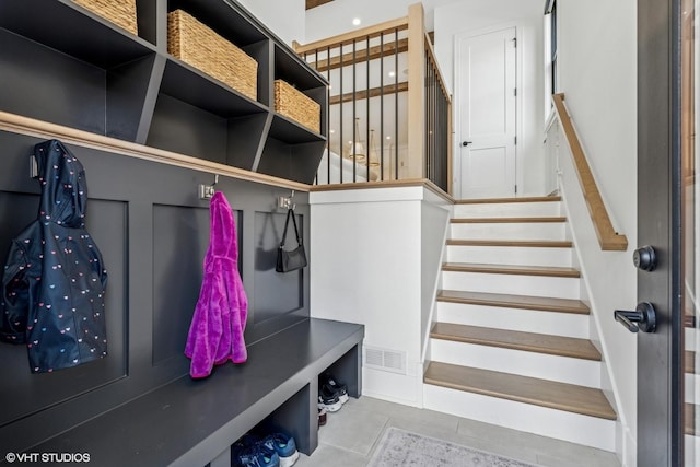 1934 W Patterson Ave, Chicago, IL 60613 - mudroom with tile patterned flooring