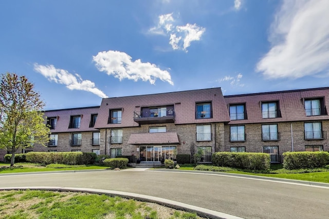 3950 Dundee Rd Unit 210, Northbrook, IL 60062