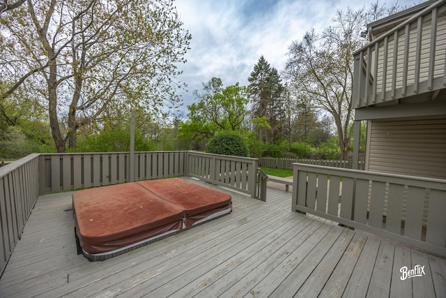 143 Midway Ln, Vernon Hills, IL 60061 - wooden deck with fence