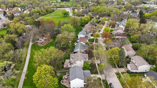143 Midway Ln, Vernon Hills, IL 60061 - aerial view featuring a residential view