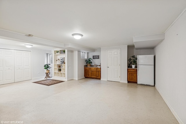 15733 Liberty Ct, Orland Park, IL 60462 - interior space featuring dark aggregate flooring and baseboards