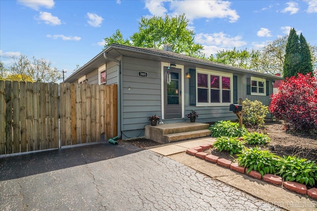 3005 Starling Ln, Rolling Meadows, IL 60008 - view of front facade with fence