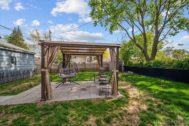 3005 Starling Ln, Rolling Meadows, IL 60008 - view of yard featuring a storage shed, a patio area, and an outbuilding