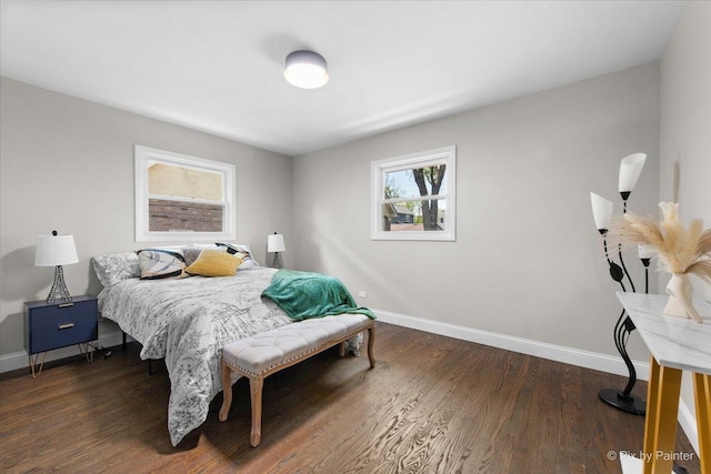4430 Roslyn Rd, Downers Grove, IL 60515 - bedroom featuring wood finished floors and baseboards