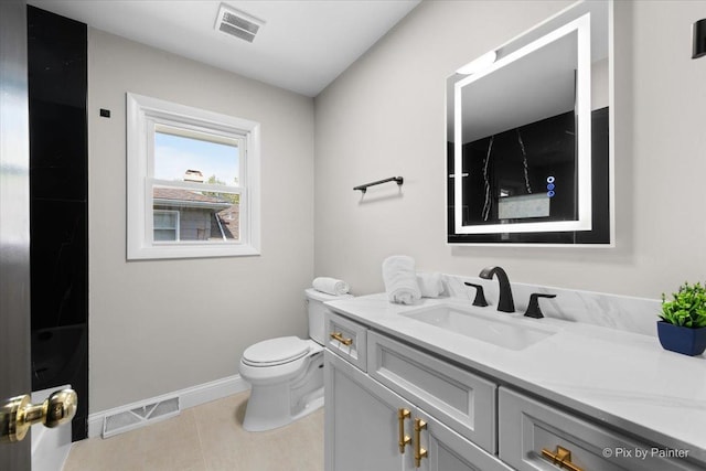 4430 Roslyn Rd, Downers Grove, IL 60515 - bathroom with toilet, baseboards, vanity, and visible vents