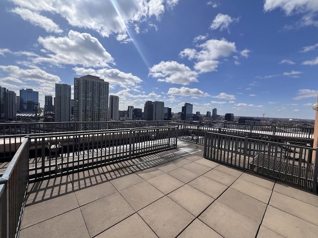 600 N Kingsbury St Unit 1902, Chicago, IL 60654 - view of patio with a view of city