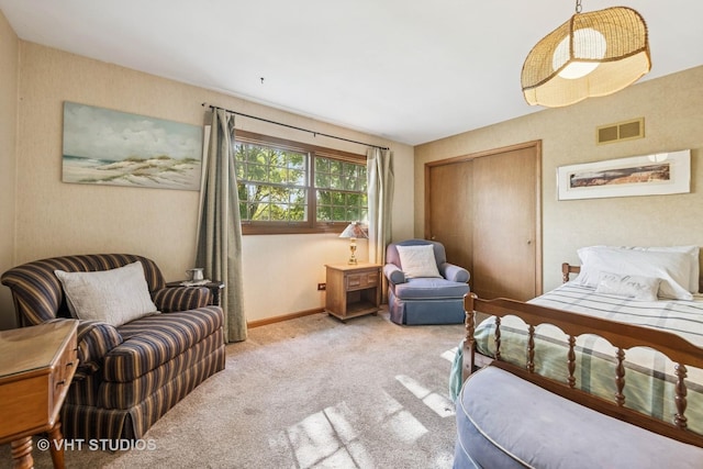 1525 Swallow St, Naperville, IL 60565 - carpeted bedroom featuring baseboards and a closet