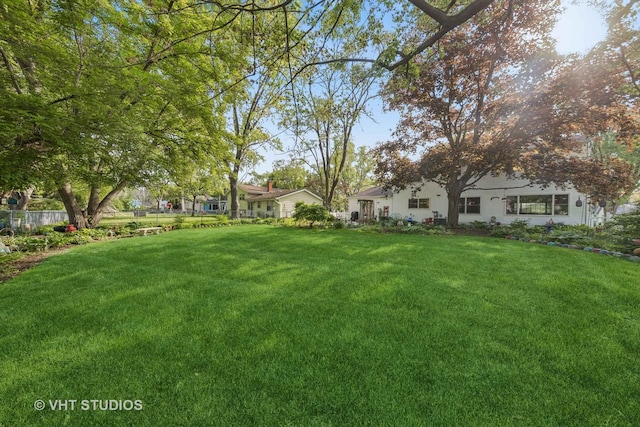 1525 Swallow St, Naperville, IL 60565 - view of green lawn