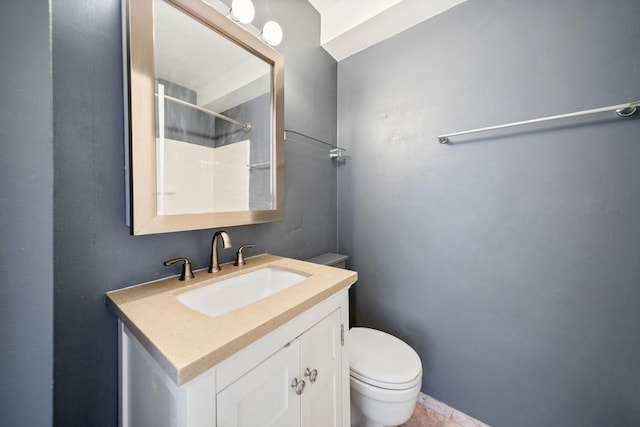 4880 N Marine Dr Unit 614, Chicago, IL 60640 - bathroom featuring vanity, toilet, and a shower