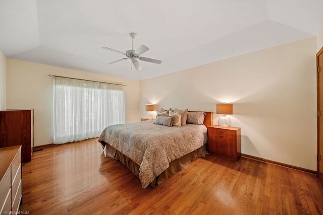 396 Crestwood Rd, Wood Dale, IL 60191 - bedroom featuring light wood-style floors, baseboards, and ceiling fan