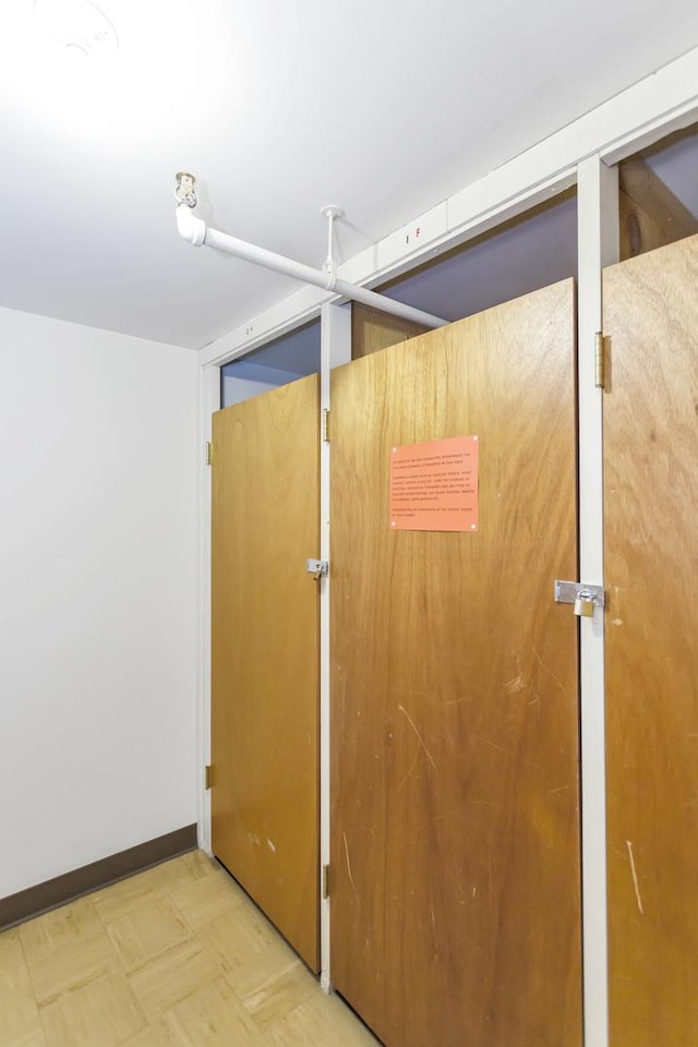 900 Center St Unit 2I, Des Plaines, IL 60016 - details featuring tile patterned floors and baseboards